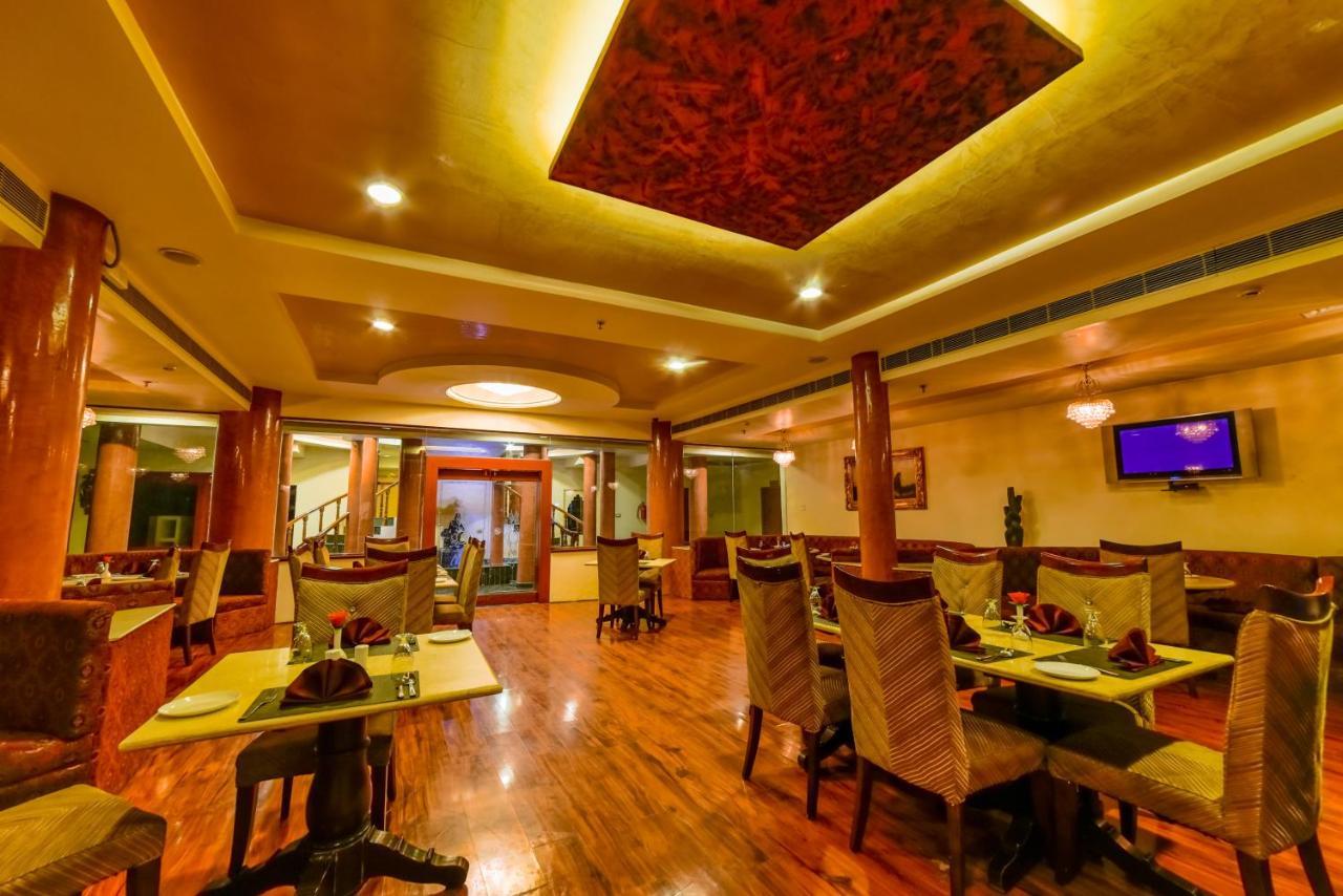 Chokhi Dhani The Palace Hotel Jaisalmer Ngoại thất bức ảnh