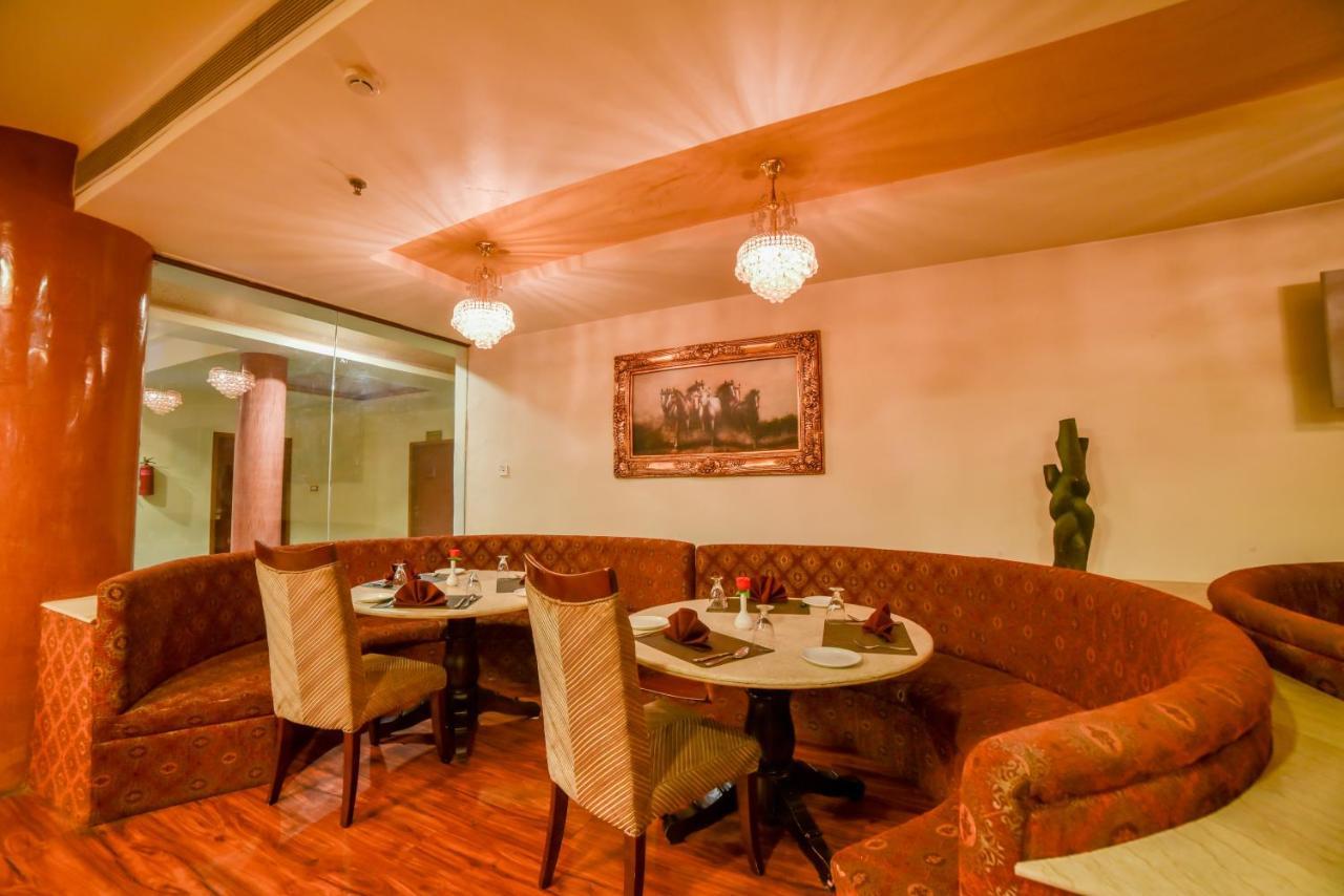 Chokhi Dhani The Palace Hotel Jaisalmer Ngoại thất bức ảnh