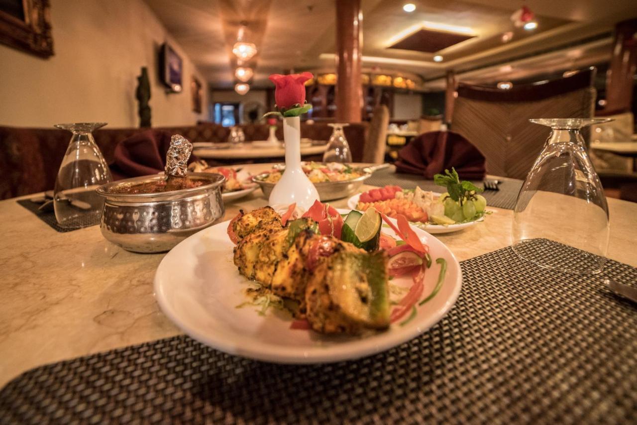 Chokhi Dhani The Palace Hotel Jaisalmer Ngoại thất bức ảnh